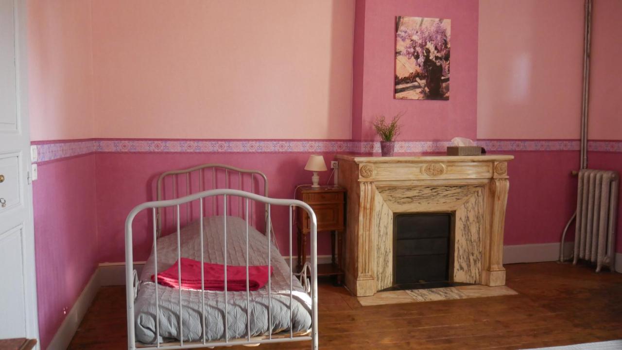 La Maison Des 4 M Lavelanet Esterno foto