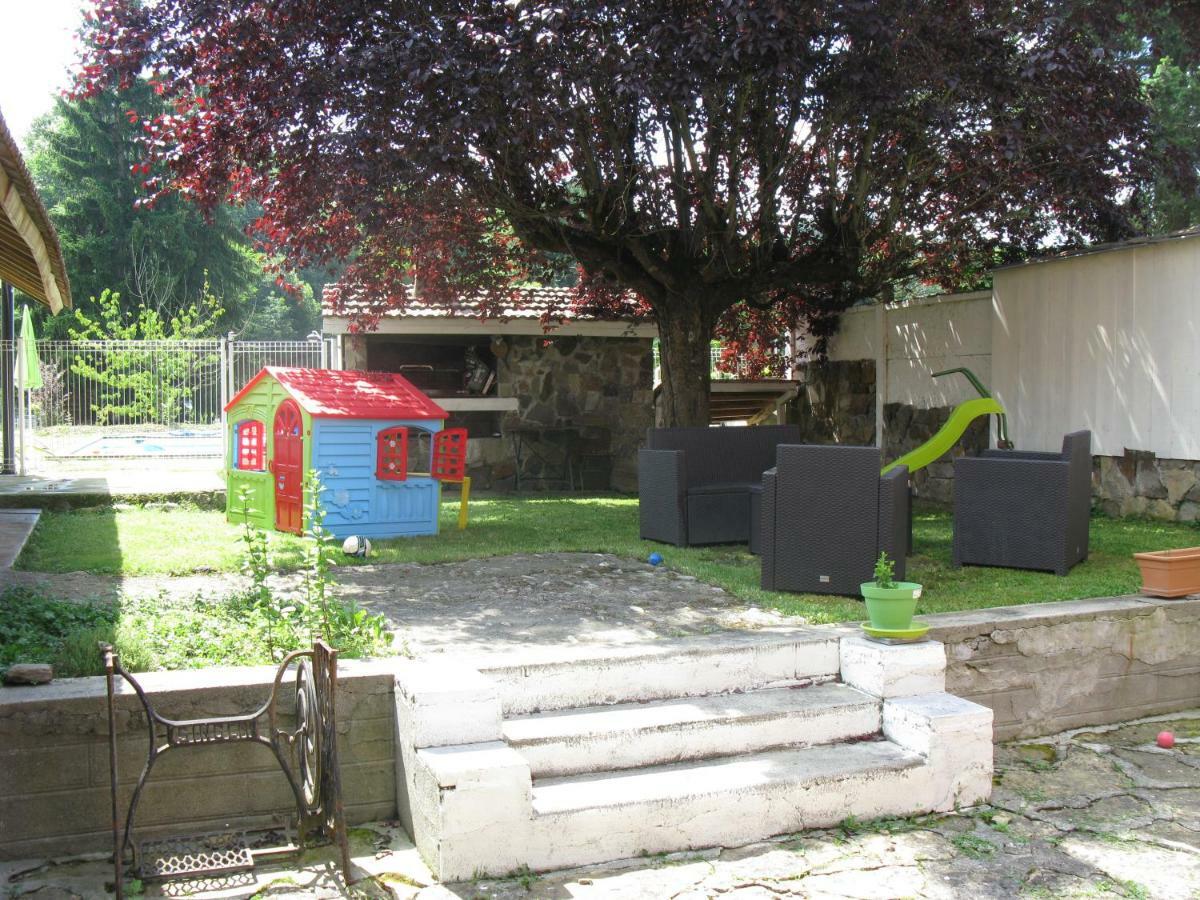 La Maison Des 4 M Lavelanet Esterno foto